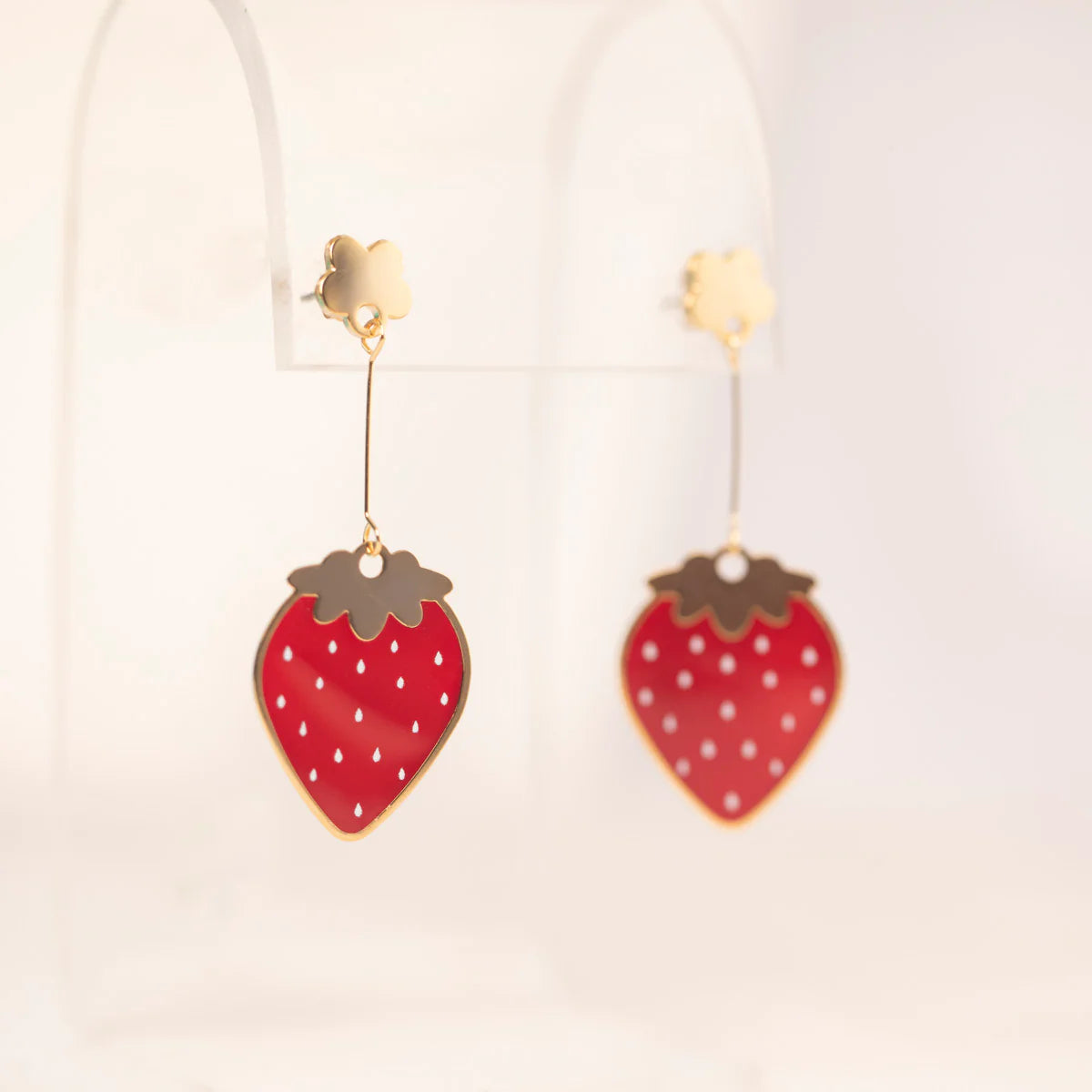 STRAWBERRY DROP EARRINGS