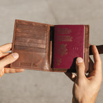 AIRTAG PASSPORT HOLDER