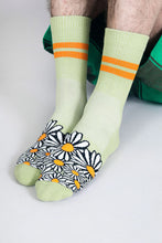 Load image into Gallery viewer, FLORAL CREW SOCKS
