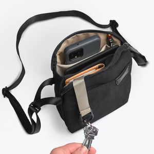 BELLROY CITY POUCH | MELBOURNE BLACK
