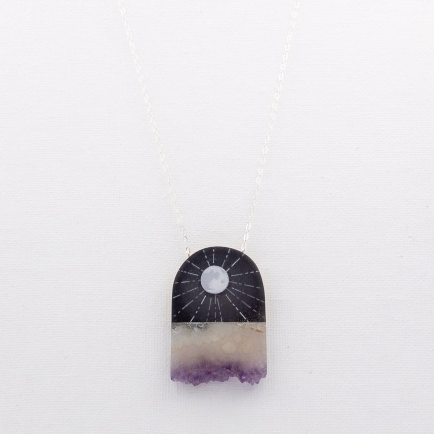 MOON RAYS NECKLACE